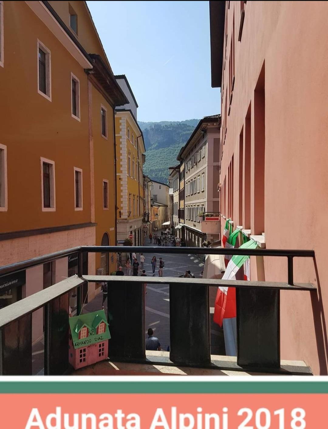 B&B And Apartments Armando Diaz Trento Exterior photo