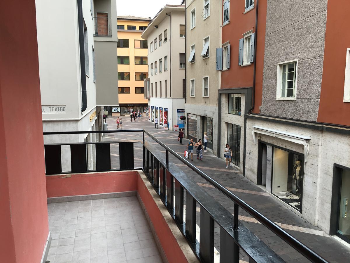 B&B And Apartments Armando Diaz Trento Exterior photo